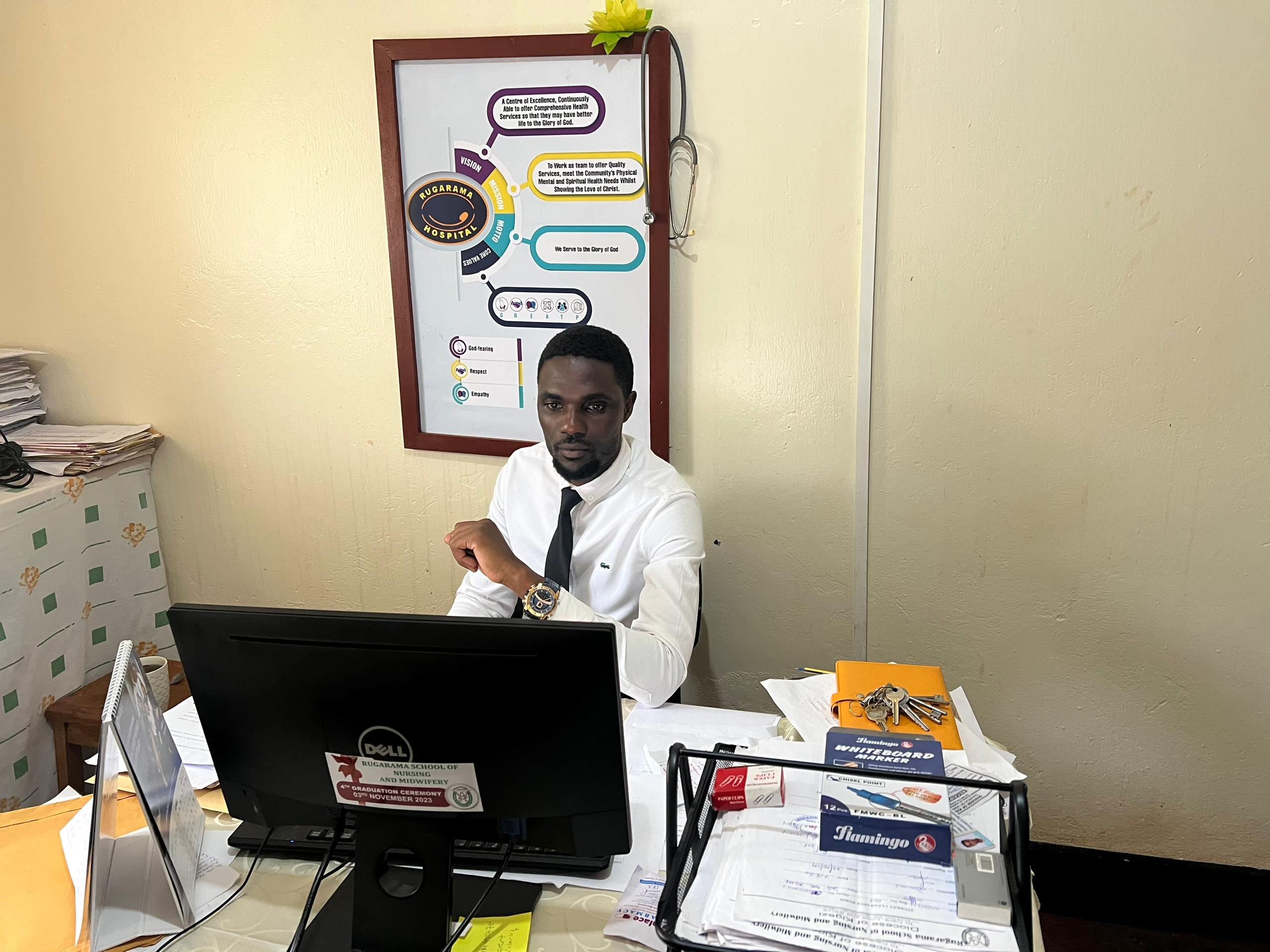 principal-image